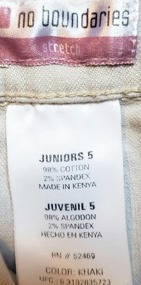 Shorts  *No Boundaries*  (2 pair) - Picture 9 of 11